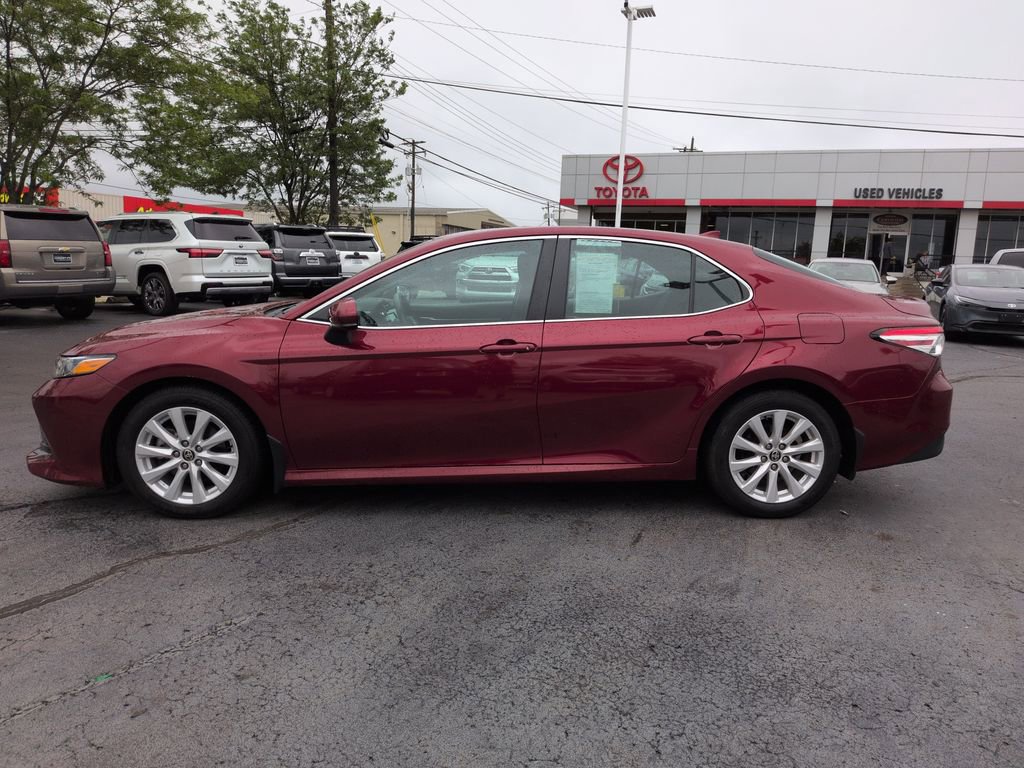 Used 2020 Toyota Camry LE FWD image 2