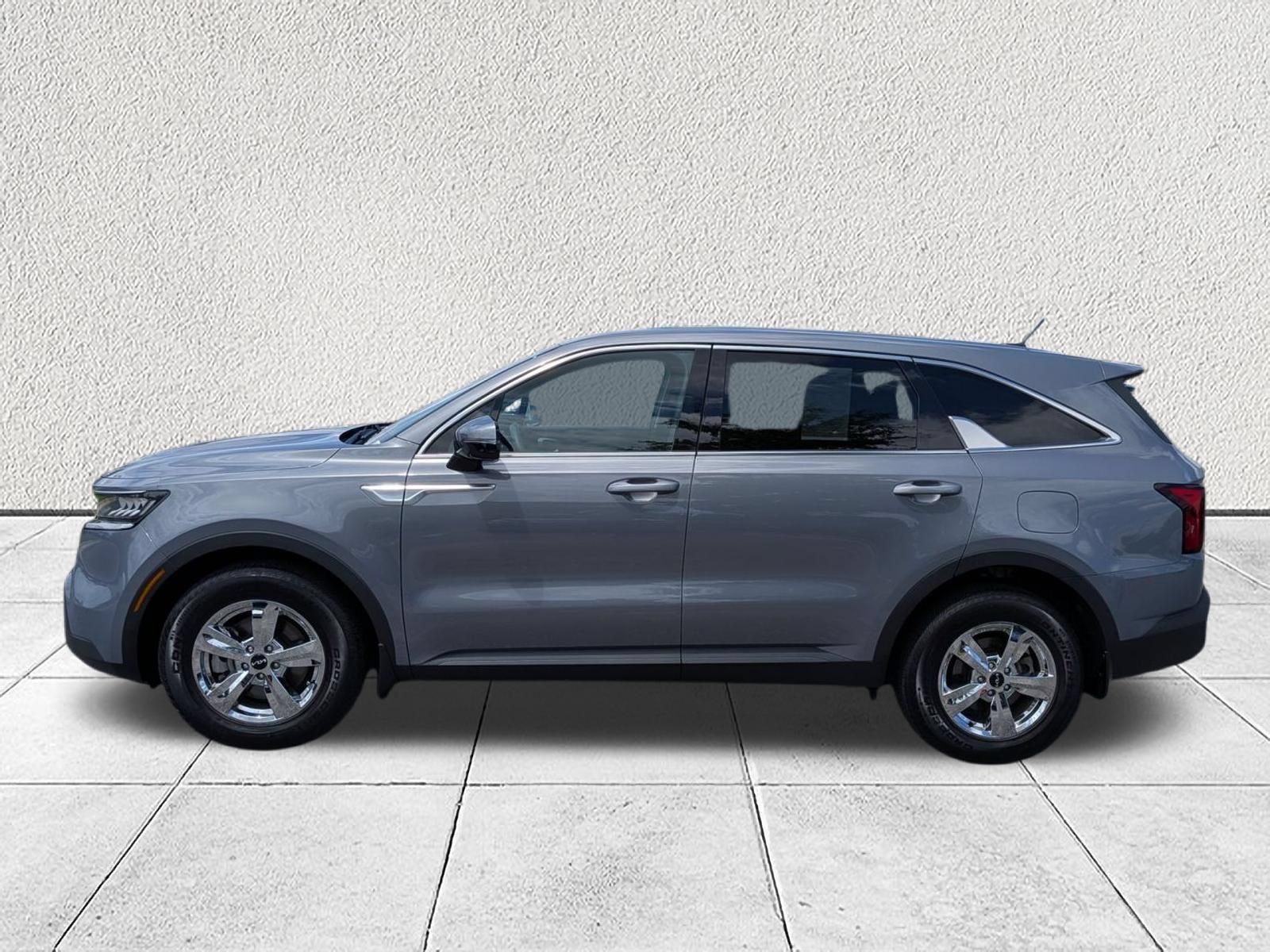 Used 2023 Kia Sorento LX FWD image 6