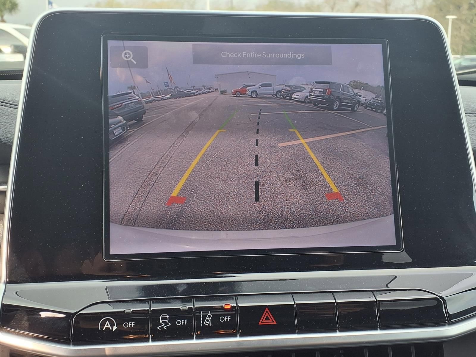 Used 2025 Jeep Compass Latitude image 8