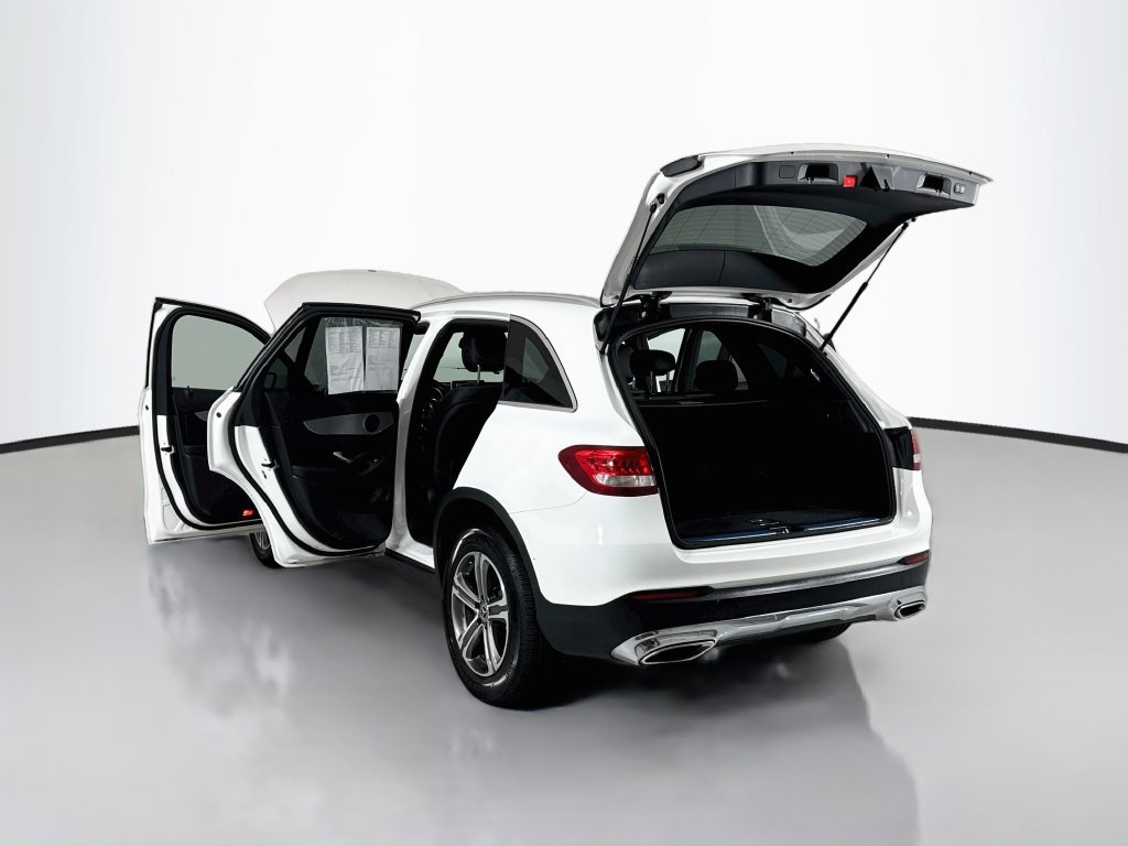 Used 2019 Mercedes-Benz GLC 300 4MATIC image 23