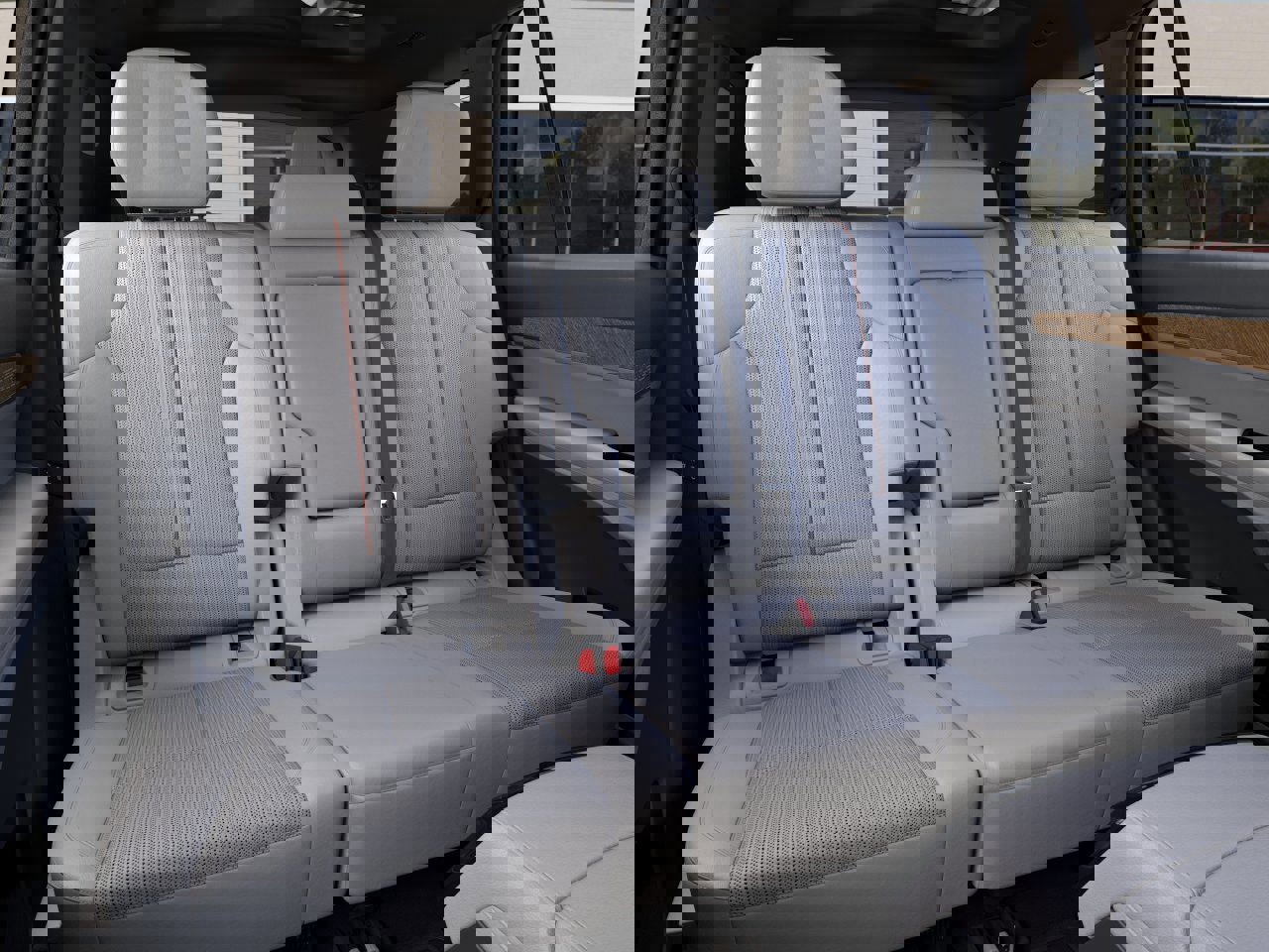 New 2026 Cadillac Vistiq Sport image 17