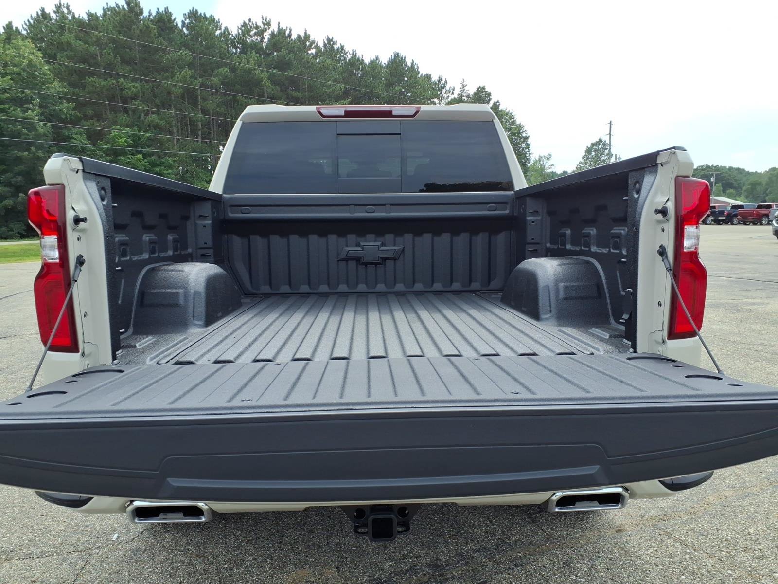 New 2026 Chevrolet Silverado 1500 RST AWD/4WD image 11