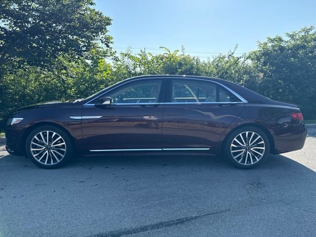 Used 2017 Lincoln Continental Select FWD image 5