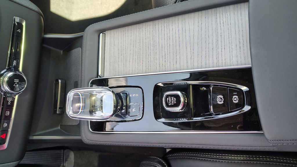 New 2026 Volvo XC90 B6 Ultra w/ Protection Package AWD/4WD image 20