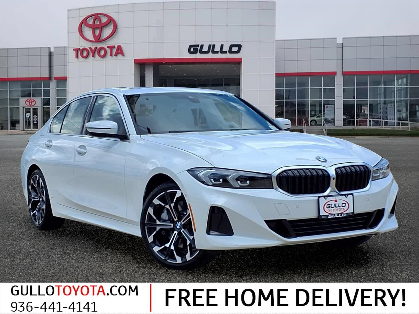 Used 2026 BMW 330i Sedan w/ Premium Package RWD image 1
