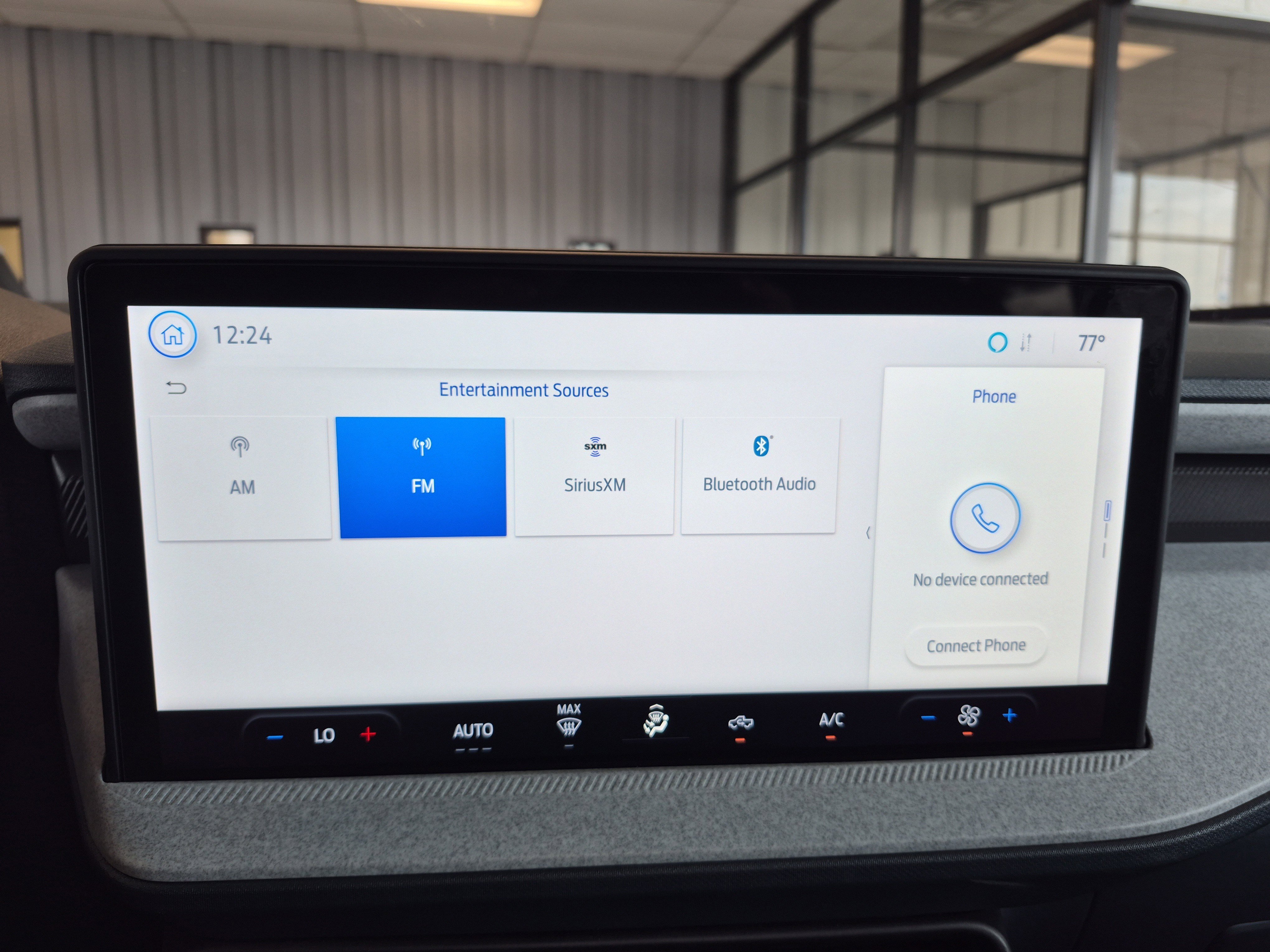 New 2025 Ford Maverick XLT image 32