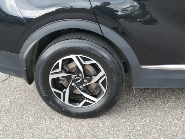 Used 2023 Kia Sportage LX image 5