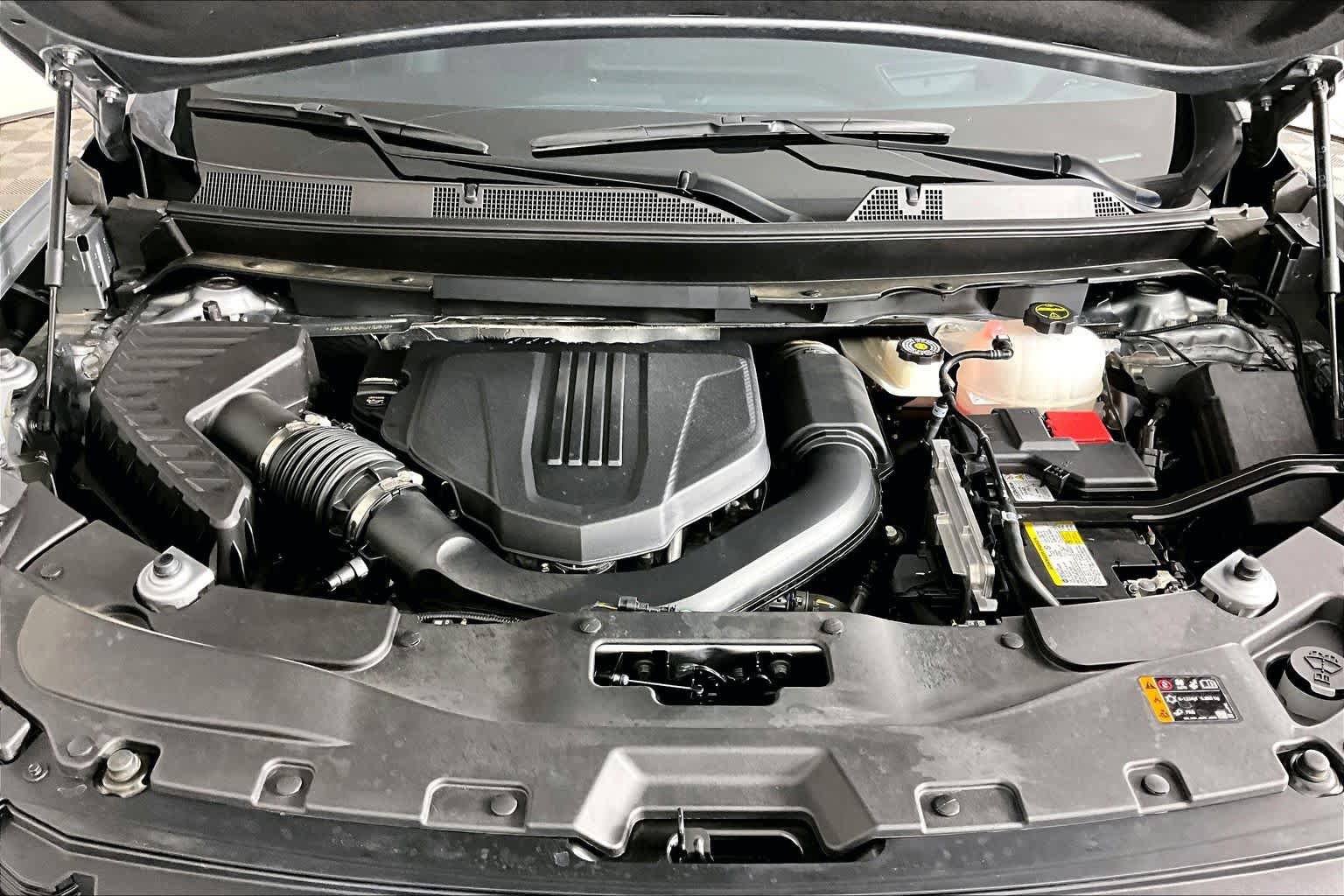 Used 2025 GMC Acadia Elevation w/ Elevation Premium Package FWD image 31