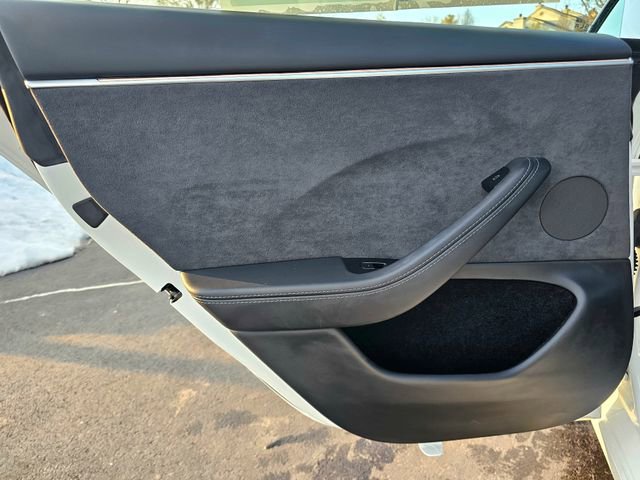 Used 2025 Tesla Model 3 Long Range image 26