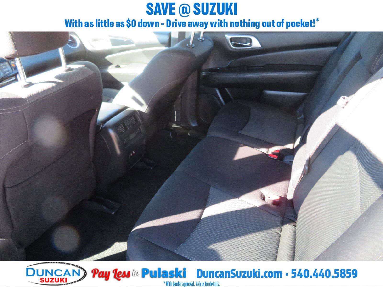 Used 2019 Nissan Pathfinder SV image 13