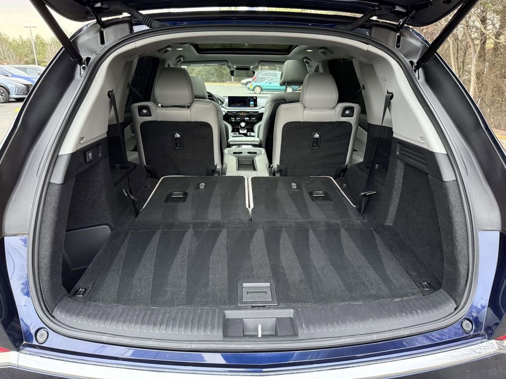 Used 2024 Acura MDX w/Technology Package image 32