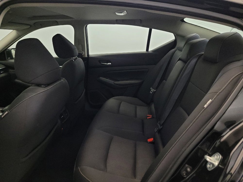 Used 2019 Nissan Altima 2.5 SV AWD/4WD image 18