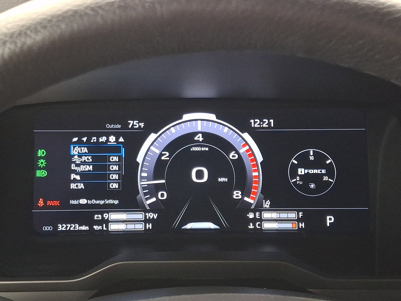 Used 2024 Toyota Tundra Limited AWD/4WD image 7