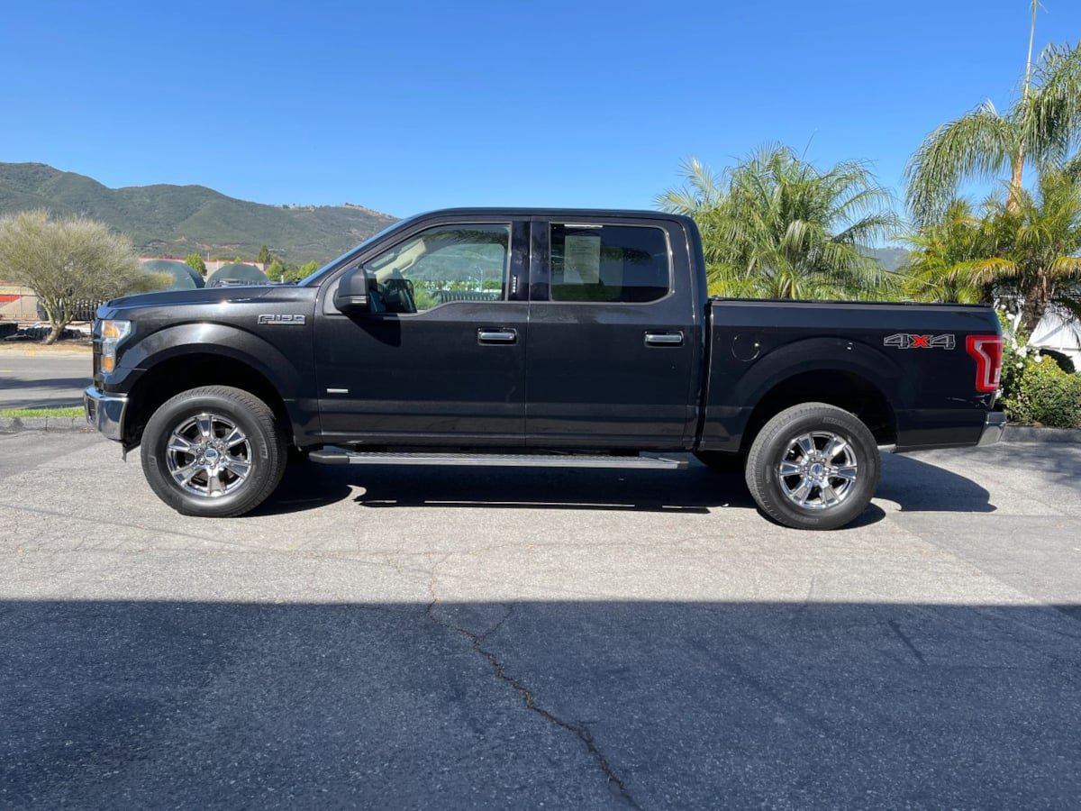 Used 2015 Ford F150 XLT w/ Equipment Group 301A Mid AWD/4WD image 8
