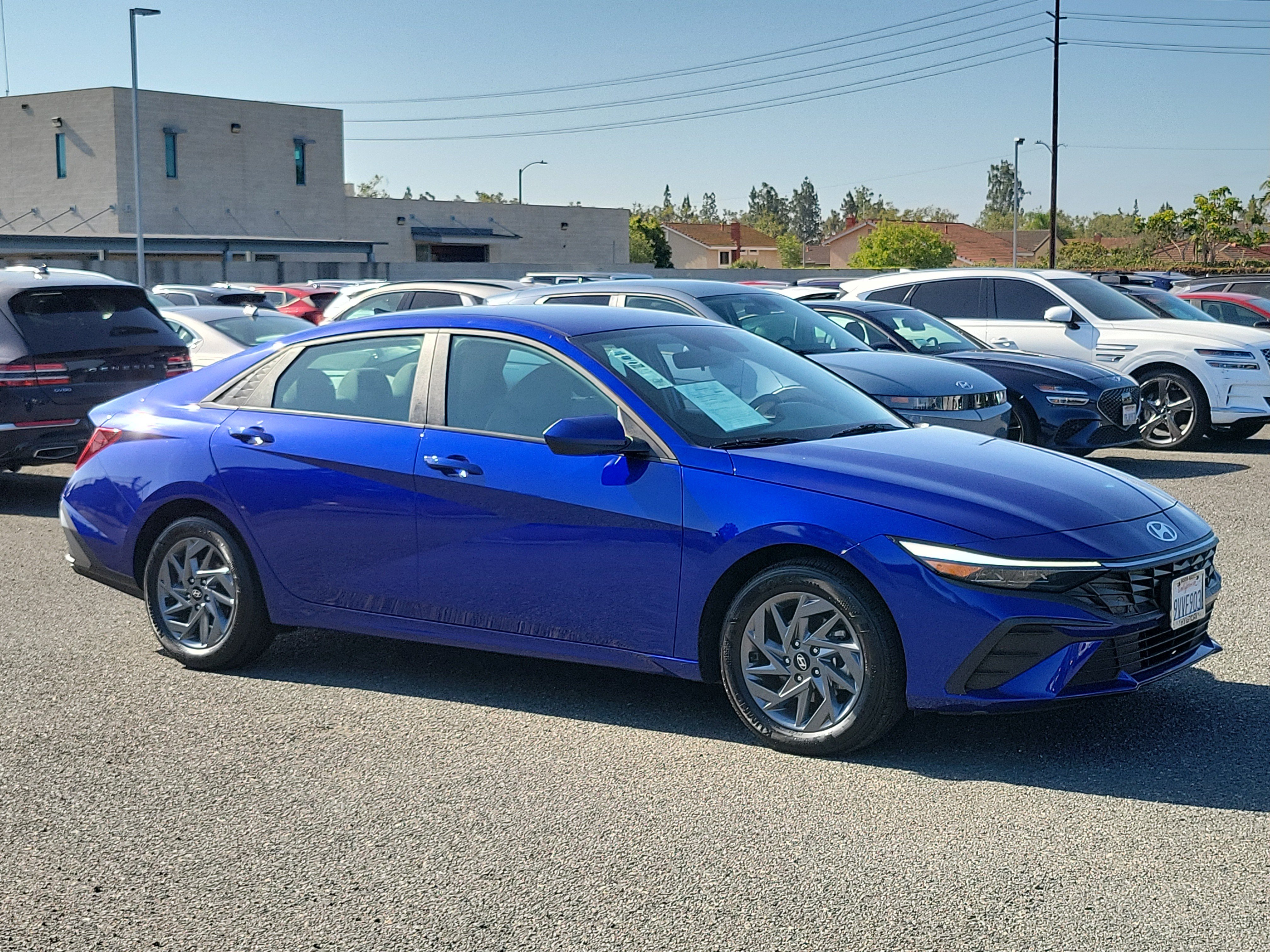 Certified 2025 Hyundai Elantra Hybrid FWD image 27
