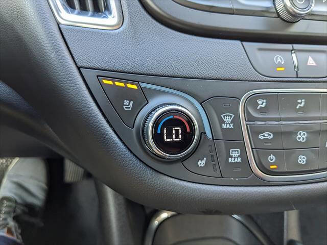 Used 2025 Chevrolet Malibu LT image 25