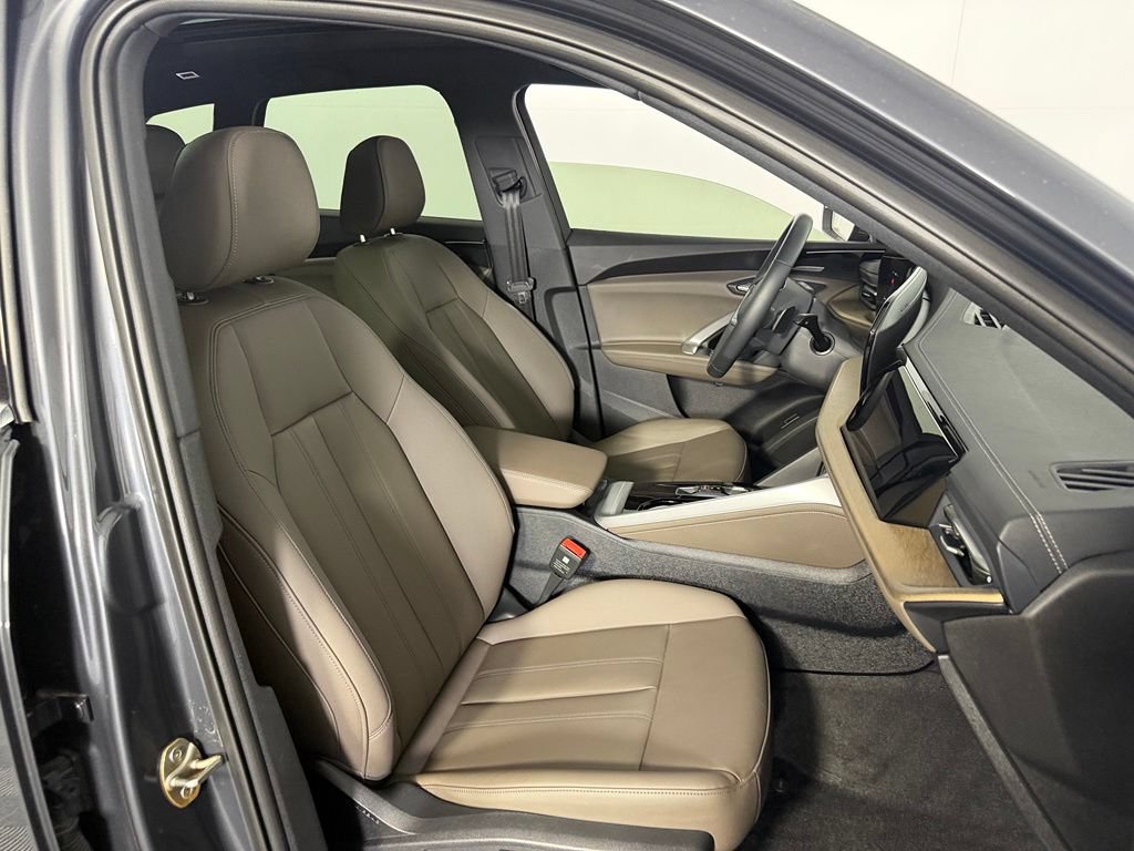 Used 2025 Audi Q5 Premium Plus AWD/4WD image 31