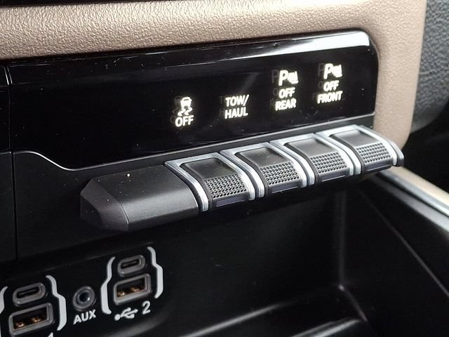 Used 2022 RAM 1500 Laramie AWD/4WD image 23