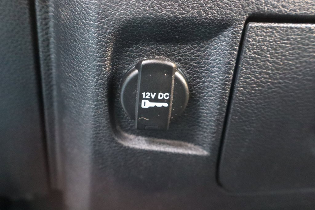 Used 2017 RAM 1500 Express image 11