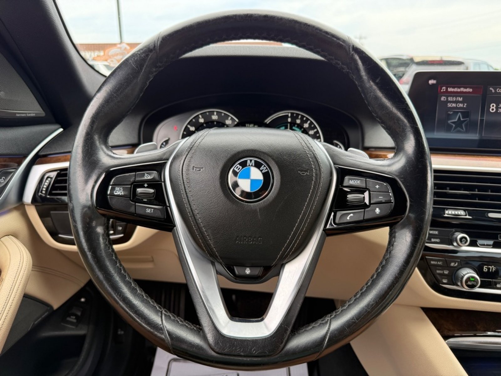 Used 2019 BMW 530e xDrive w/ Convenience Package AWD/4WD image 20