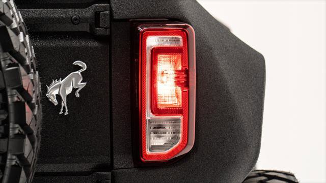 Used 2023 Ford Bronco Outer Banks image 19