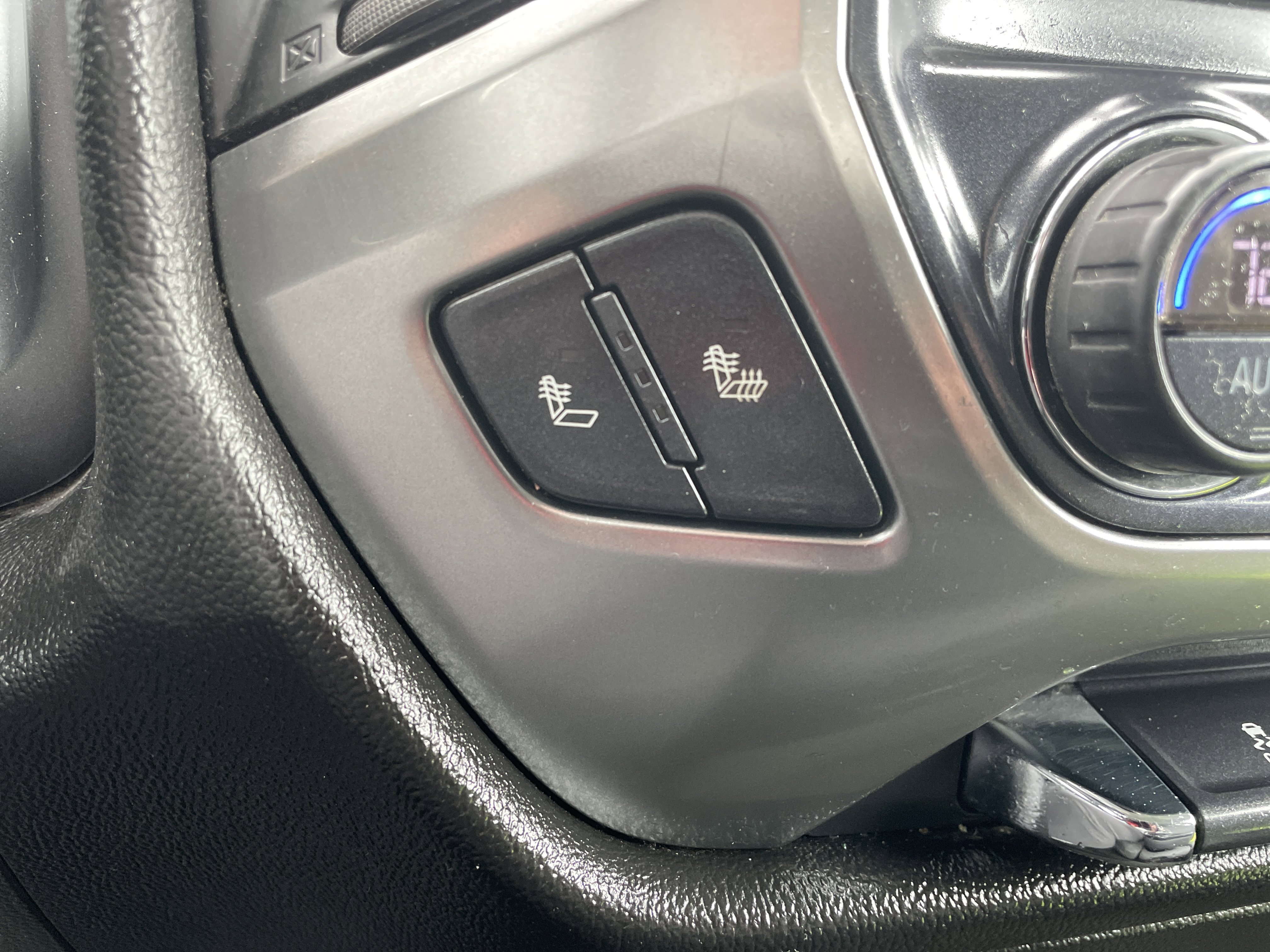 Used 2016 Chevrolet Silverado 1500 LT w/ All Star Edition image 34