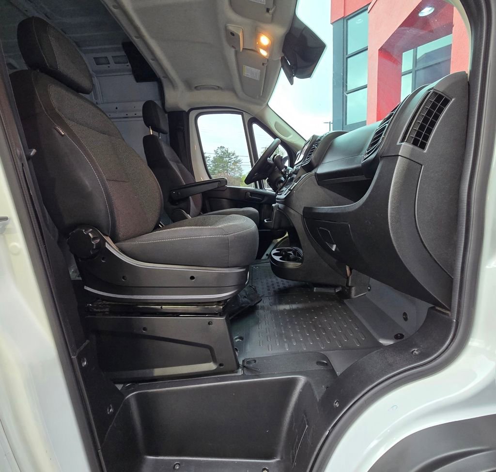 Used 2023 RAM ProMaster 2500 image 25