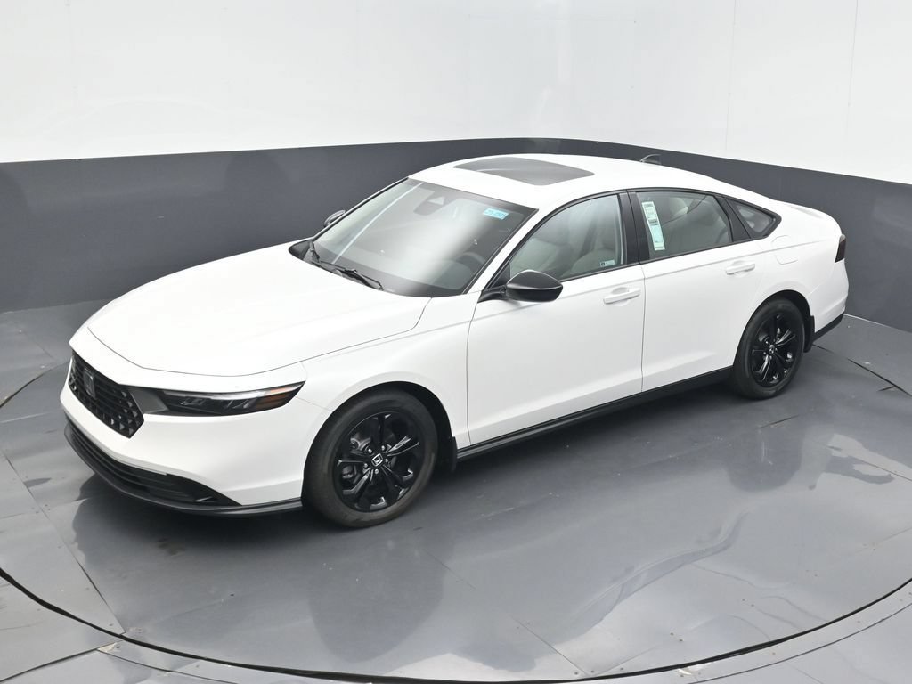 New 2025 Honda Accord SE image 9