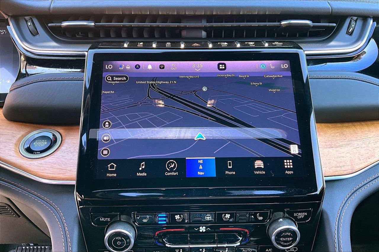 Certified 2023 Jeep Grand Cherokee L Summit image 13