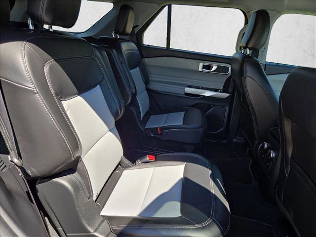 Used 2022 Ford Explorer XLT w/ Equipment Group 202A image 20