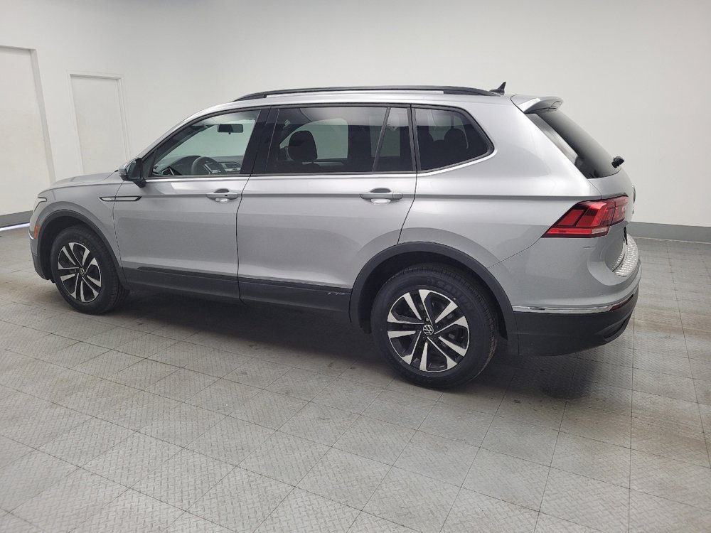 Used 2022 Volkswagen Tiguan S FWD image 3