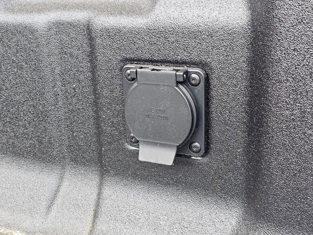 New 2026 GMC Canyon Denali w/ LPO, Black Badging Package image 14