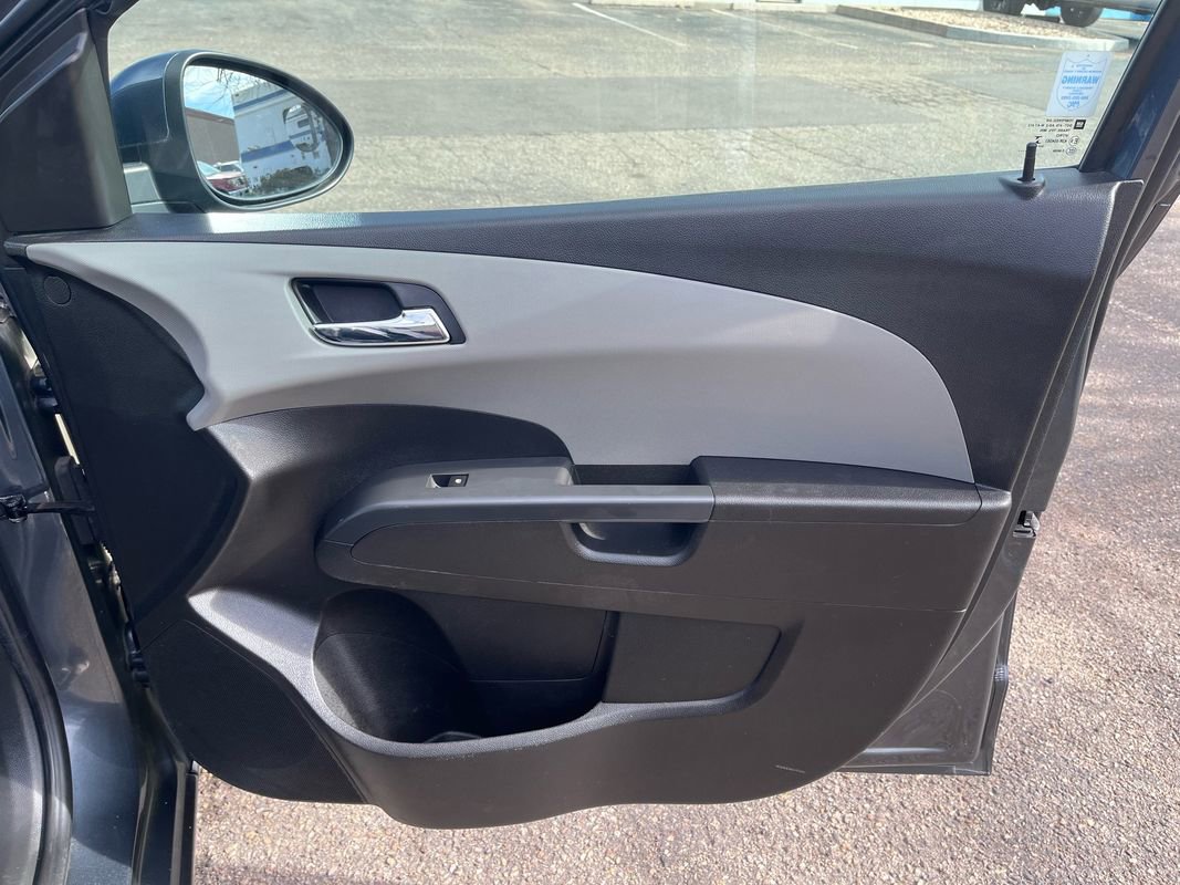 Used 2013 Chevrolet Sonic LT image 21