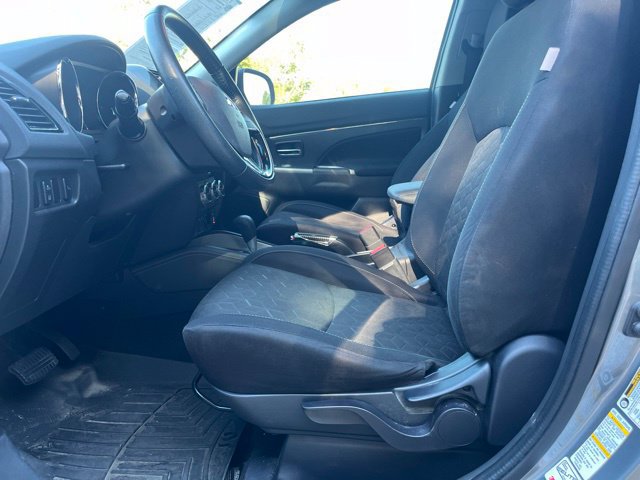 Used 2020 Mitsubishi Outlander Sport SE FWD image 23
