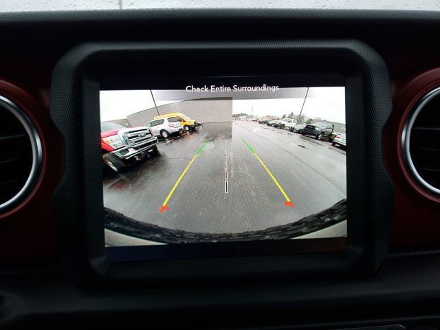 Used 2022 Jeep Wrangler Unlimited Rubicon w/ Trailer Tow Package image 24