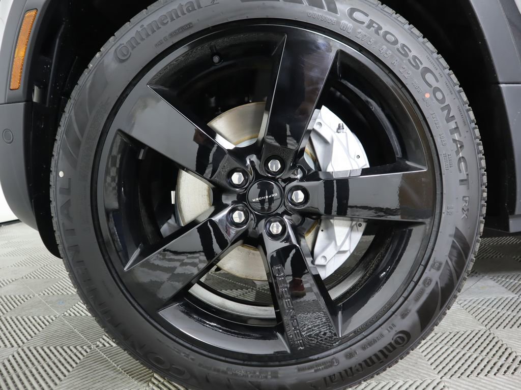 New 2026 Land Rover Defender 110 S image 30