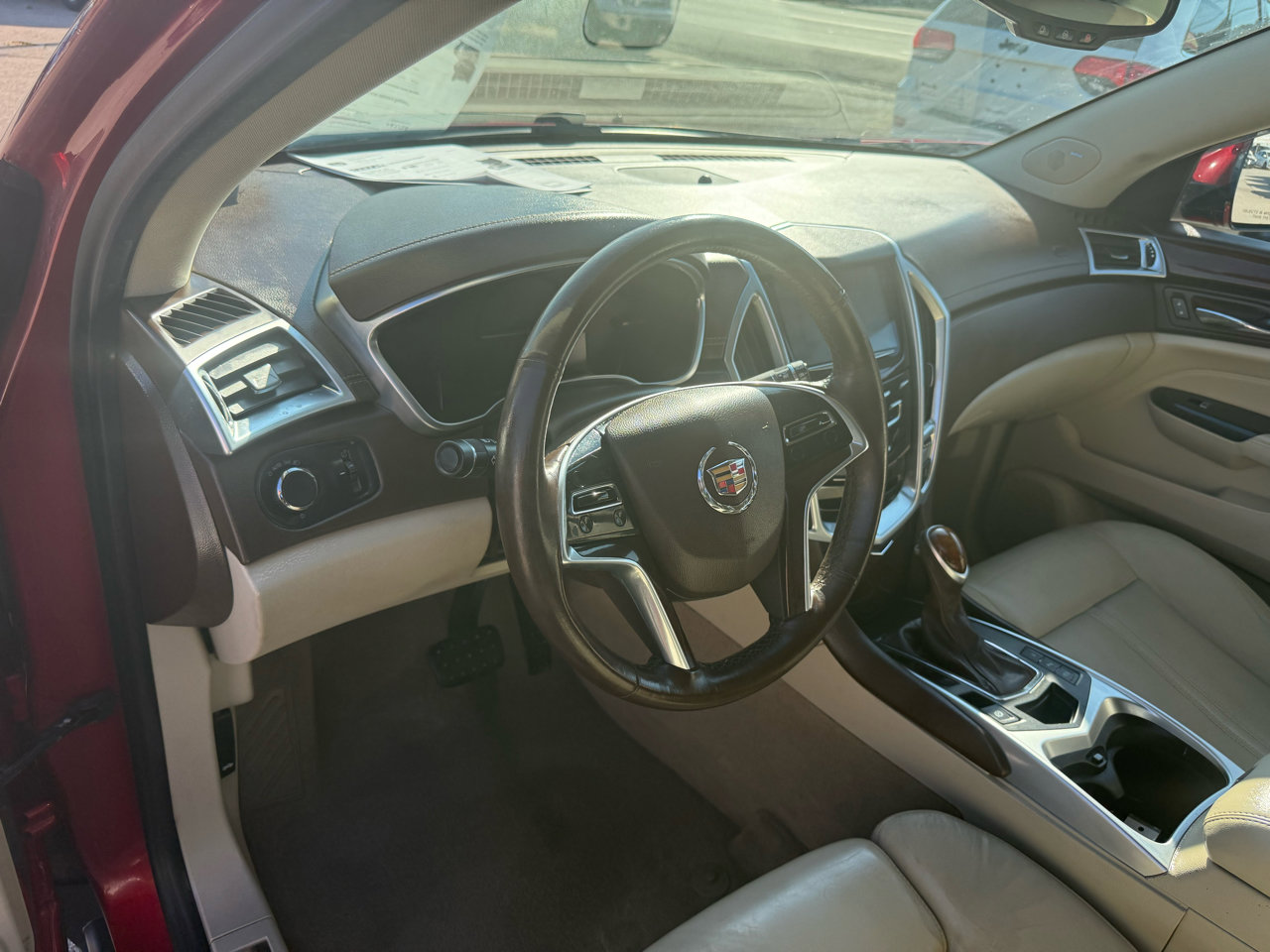 Used 2015 Cadillac SRX Luxury w/ Driver Awareness Package image 33