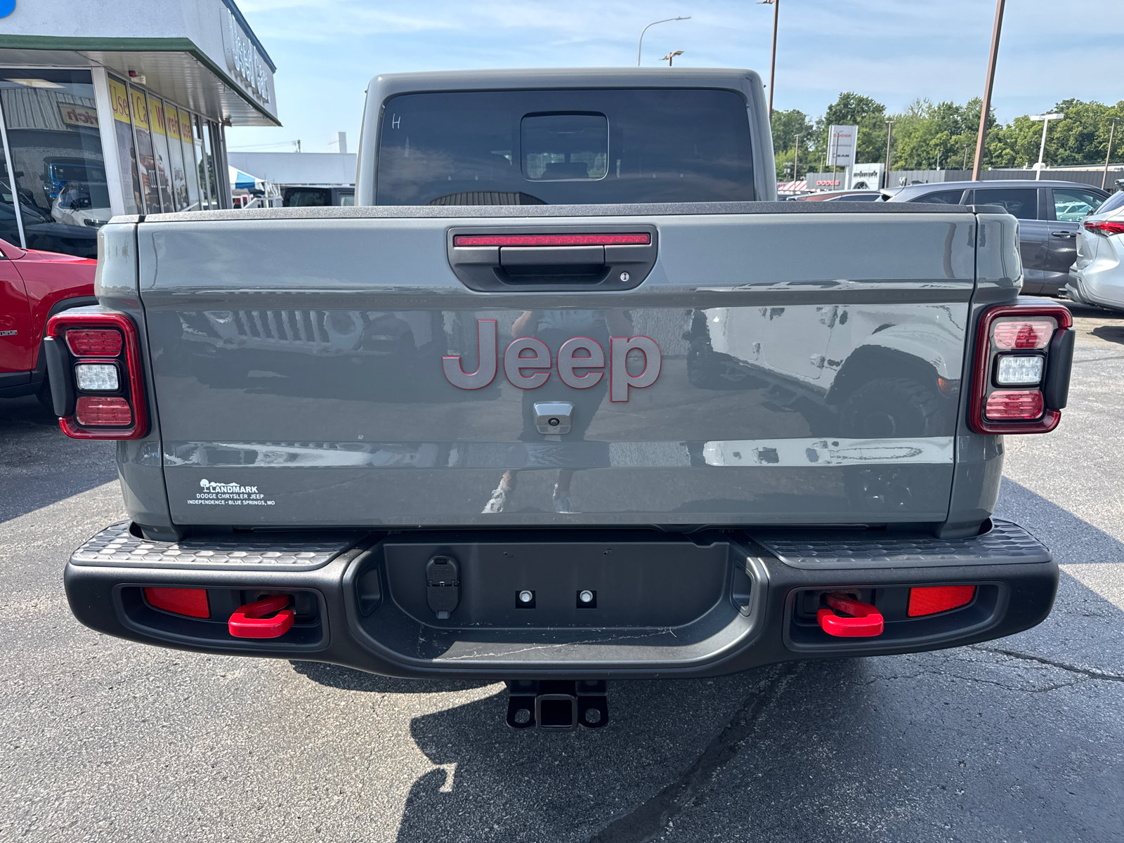 Used 2023 Jeep Gladiator Rubicon w/ LED Lighting Group AWD/4WD image 4