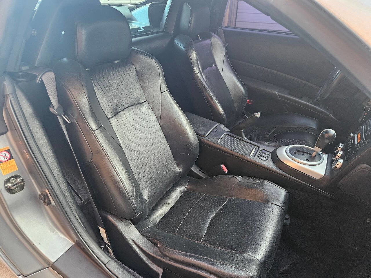 Used 2006 Nissan 350Z Touring image 12