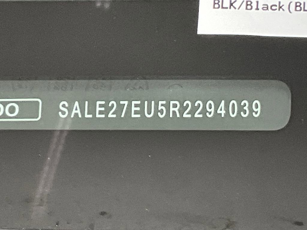 Certified 2024 Land Rover Defender 110 X-Dynamic SE AWD/4WD image 30