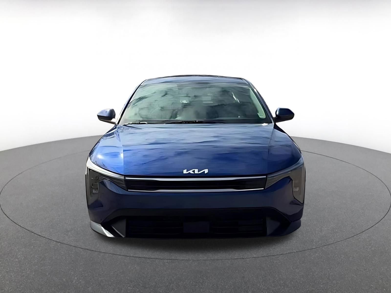 Used 2025 Kia K4 FWD image 3