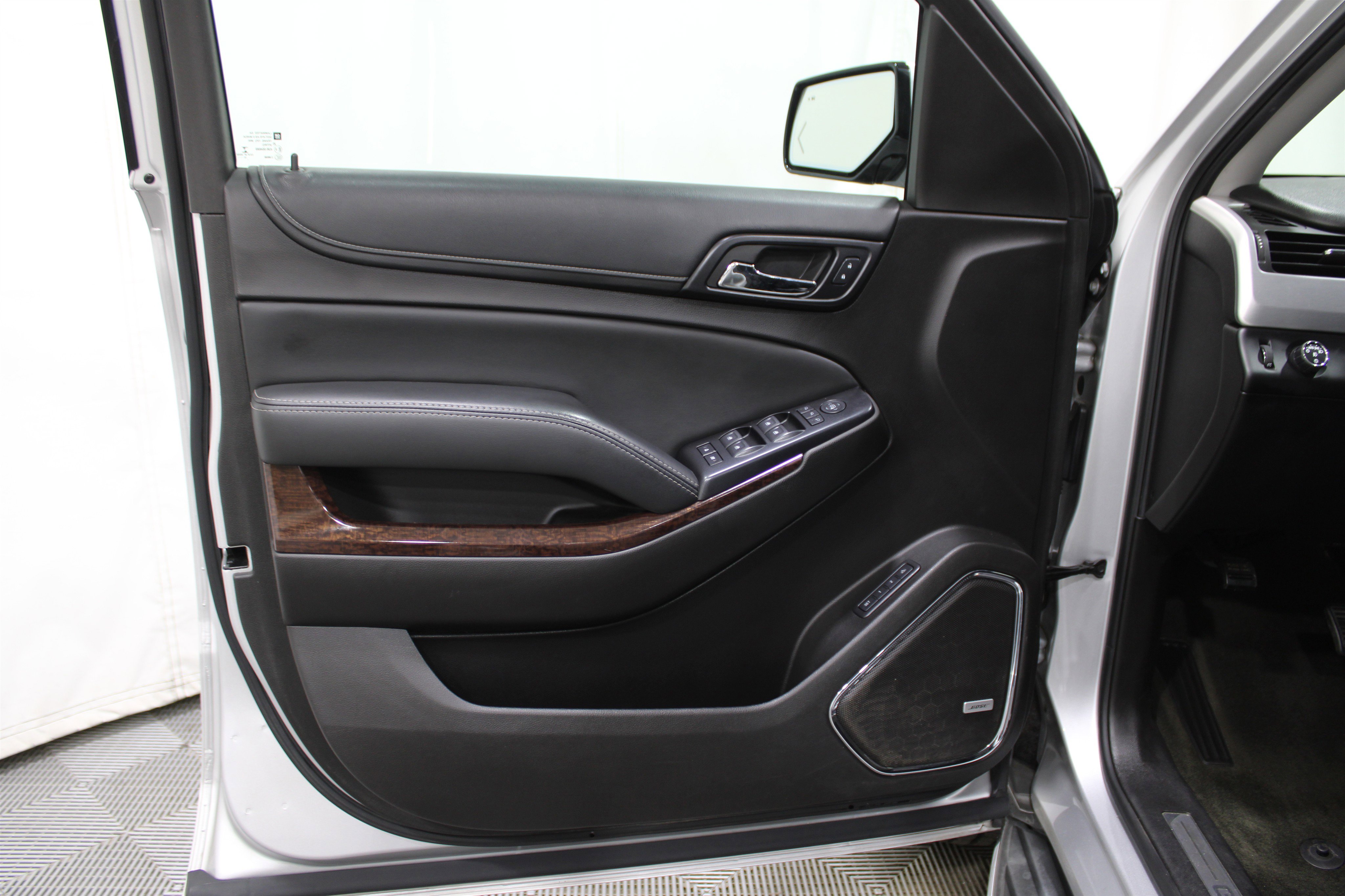 Used 2016 GMC Yukon SLT w/ Open Road Package image 6