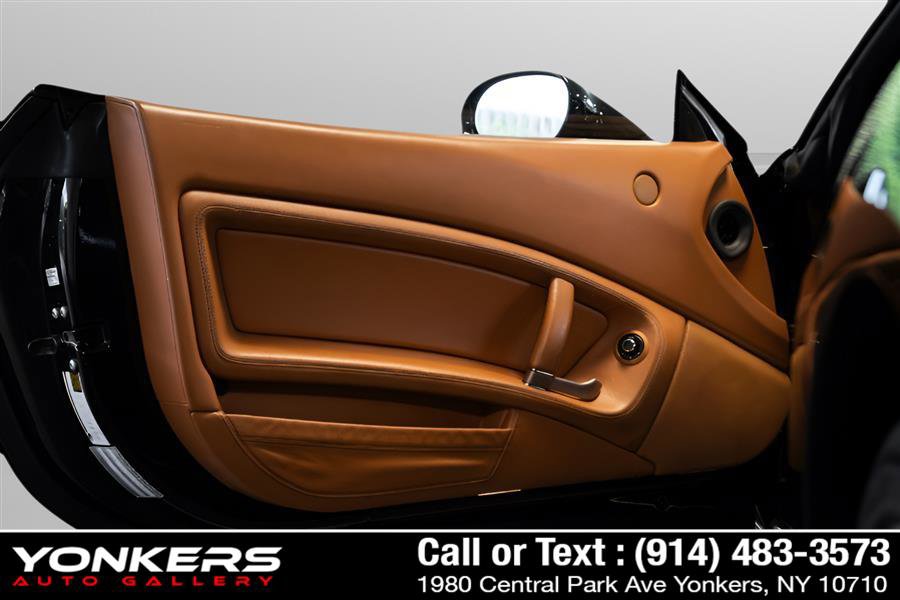 Used 2010 Ferrari California RWD image 47