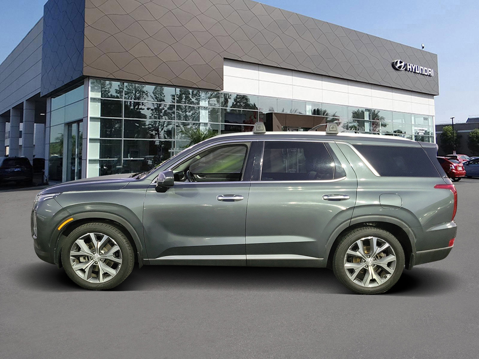 Used 2022 Hyundai Palisade SEL w/ 8P Bench Seat Package image 4