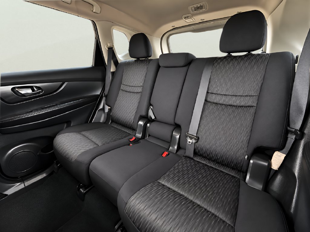 Used 2017 Nissan Rogue S FWD image 27