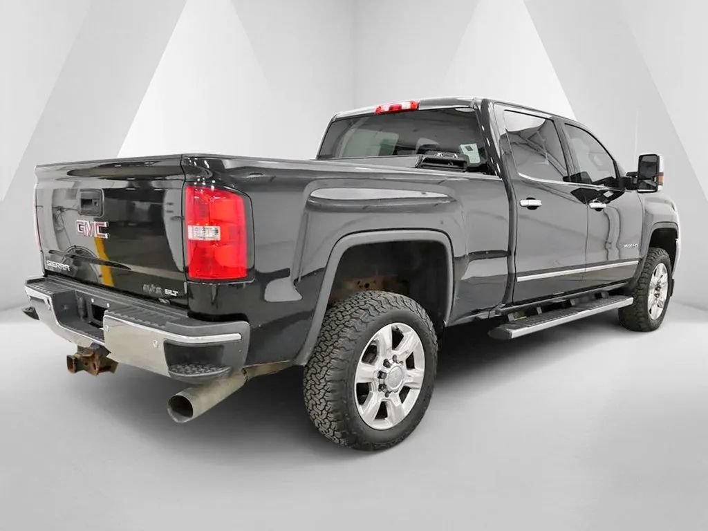 Used 2019 GMC Sierra 2500 SLT w/ Driver Alert Package AWD/4WD image 7