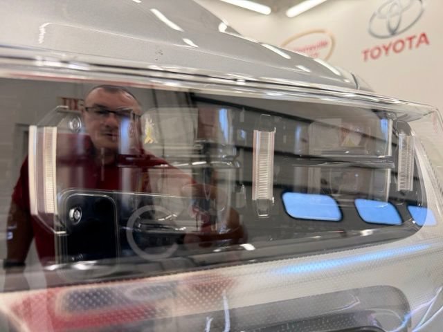 New 2026 Toyota Tundra Limited AWD/4WD image 13