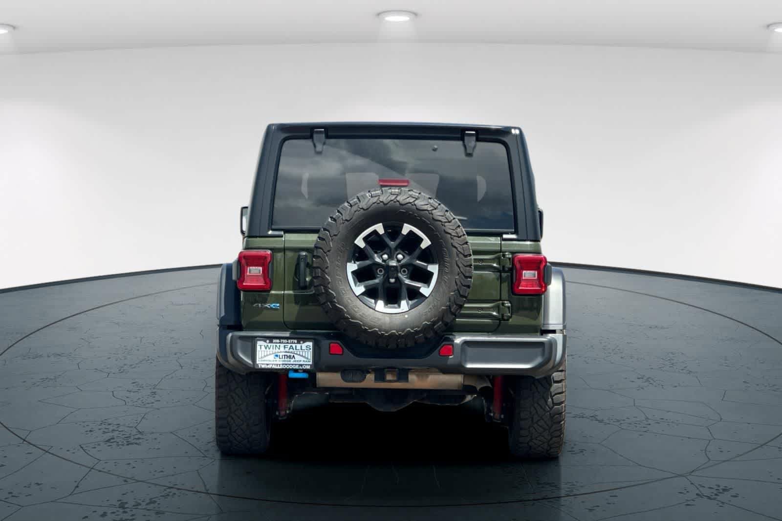 Used 2024 Jeep Wrangler Unlimited Rubicon 4xe AWD/4WD image 7