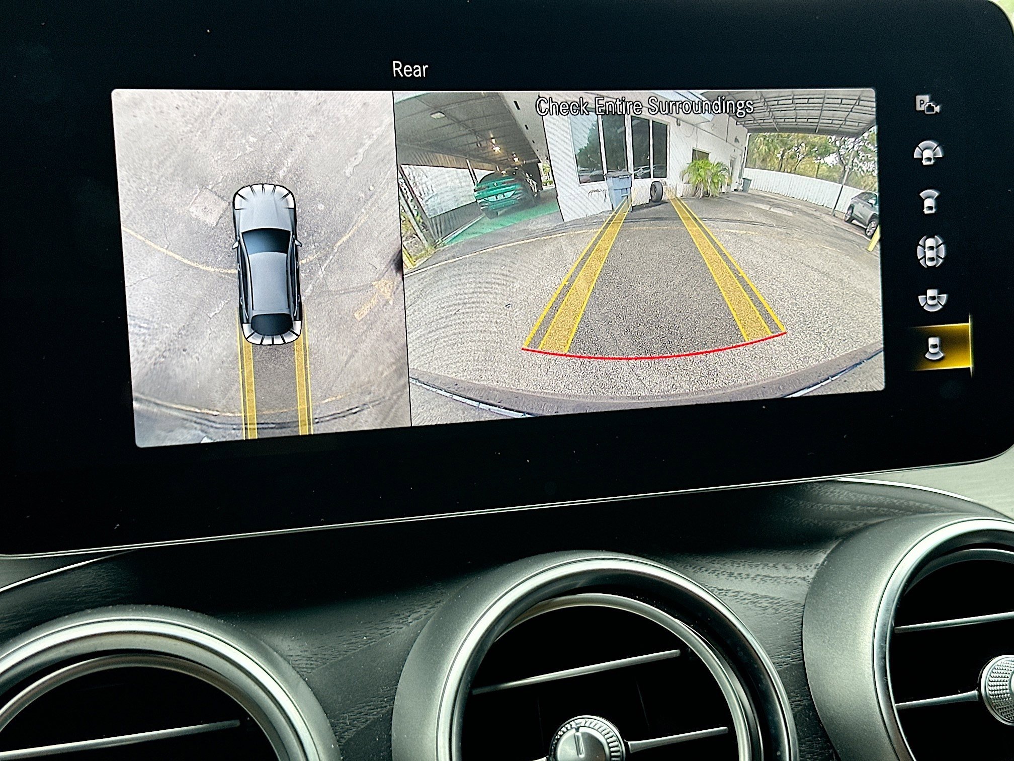 Used 2023 Mercedes-Benz GLC 300 4MATIC Coupe image 13