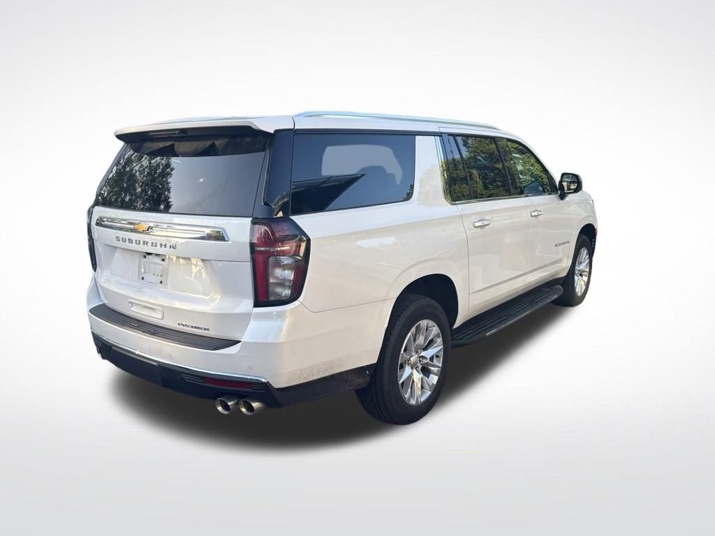 Used 2023 Chevrolet Suburban Premier w/ Max Trailering Package AWD/4WD image 4